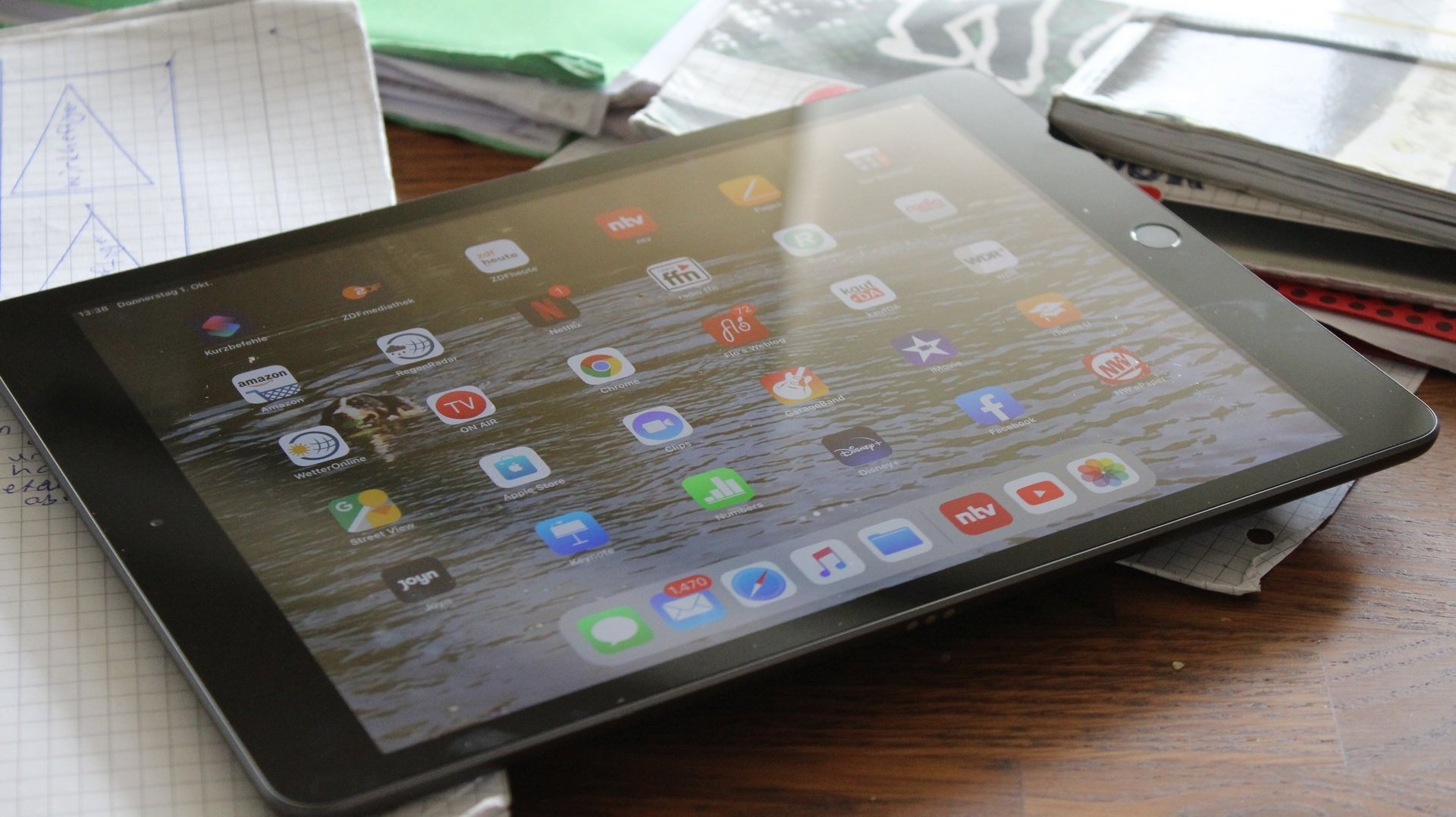 iPad und Schulunterlagen